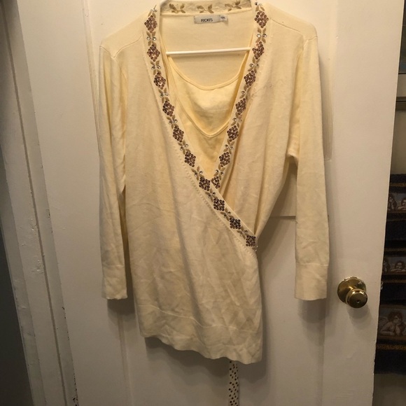Rickis exl Cream Knit Sweater with Floral Detail, matching tshirt - Picture 1 of 9